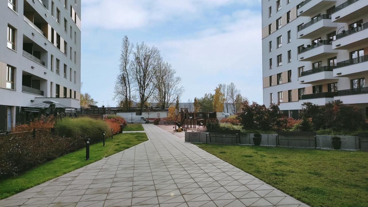 M&R Apartament Airport&Business Premium Komputerowa Warschau Exterior foto